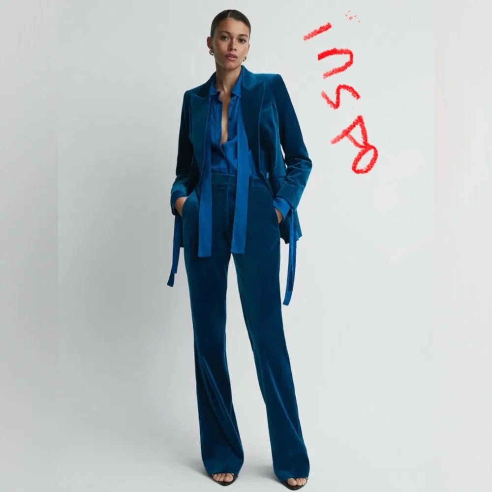 🔥 ShopAKIRA Velvet Royal-Blue Power Suit – Blazer + Pants Set 🔥 - Picture 3 of 8